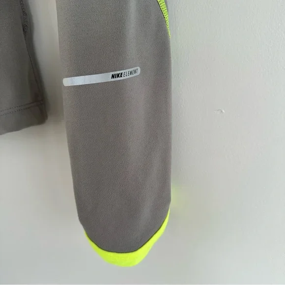 Nike 1/4 Zip Grey with Neon Accent Womens Pullover Running Top Fitted Size Small - Picture 6 of 8